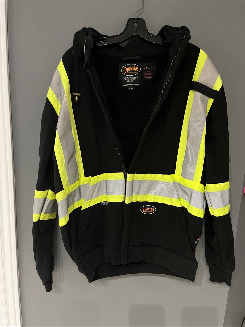 FR PIONEER Black Hoodie with Yellow Reflective Stripes